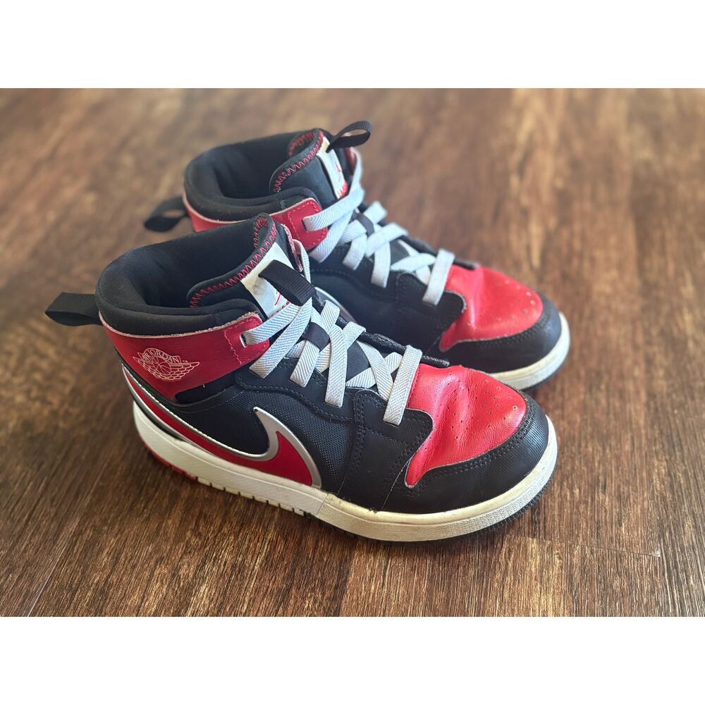 Jordan 1 Mid RM EasyOn PS White Black University Red FQ1282-106 Kids Size 2Y